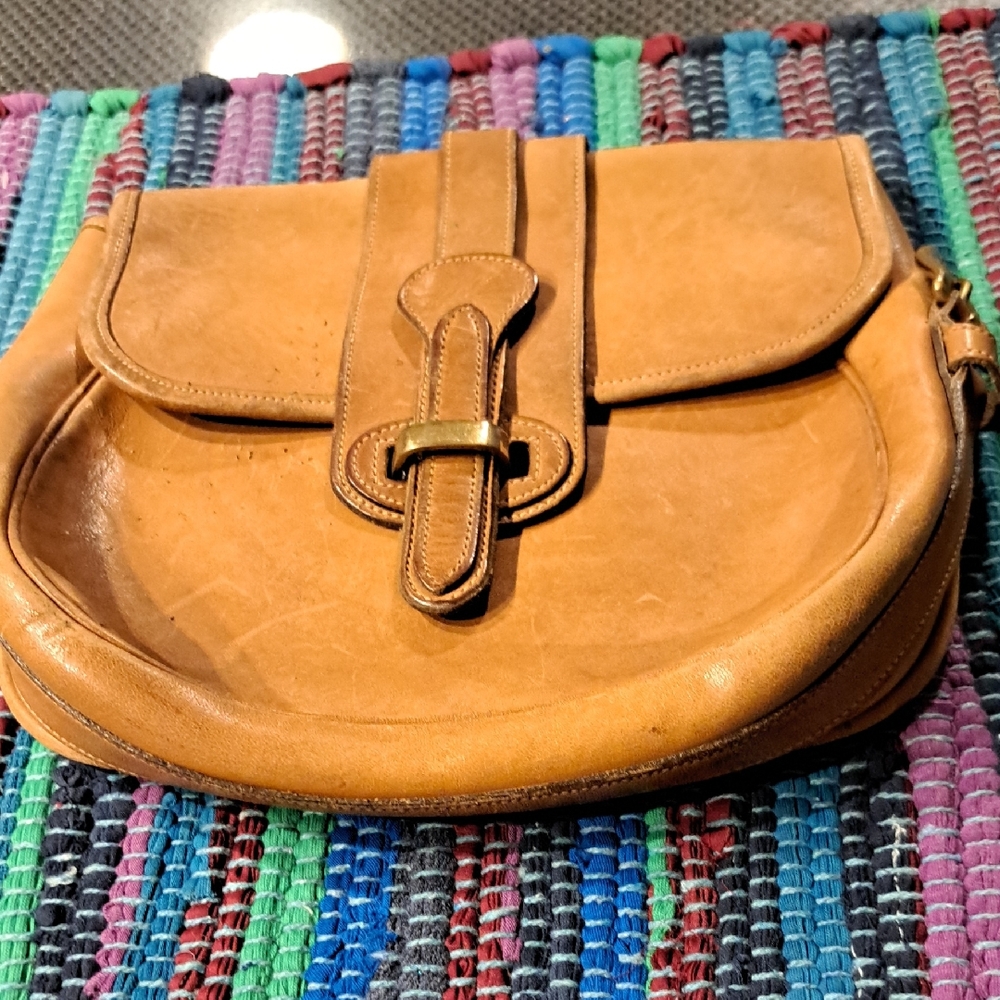 Project Bag Dooney & Bourke Tan  Leather (Missing Straps)